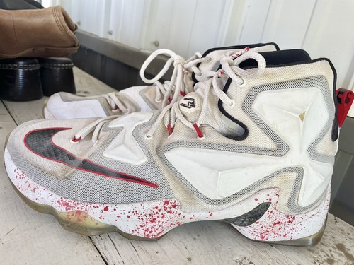 Nike LeBron 13 Friday the 13th 807219-106 Mens Size 13 Basketball Shoes NL