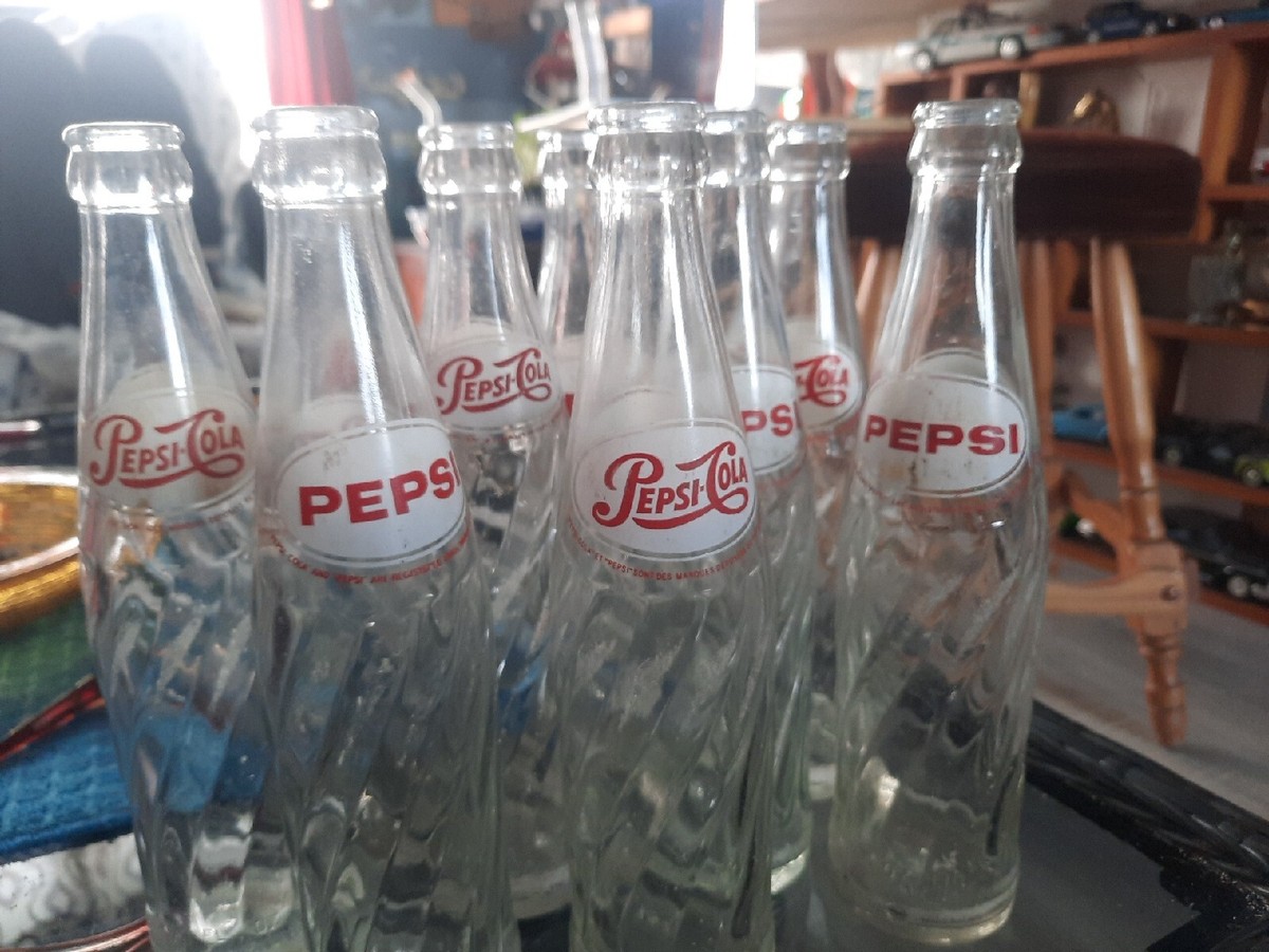 PEPSI COLA SWIRL GLASS BOTTLE 10 OZ VINTAGE 1967 | eBay