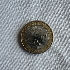 2010 UK £2 Two Pounds Coin Florence Nightingale Handshake Design