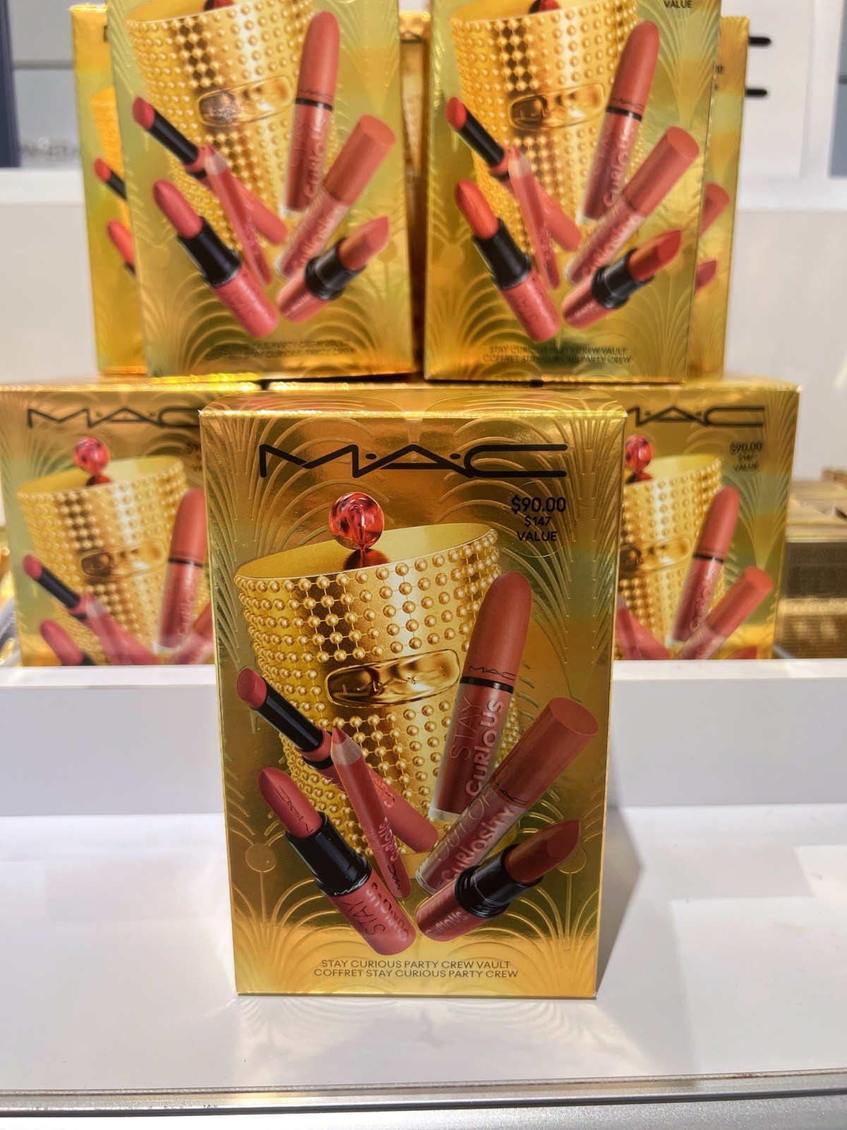 Mac Cosmetics Stay Curious Party Crew Vault 6 piece  New in Box-image