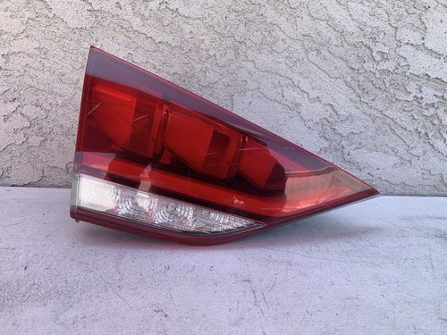 15-17 Hyundai Genesis G80 Left Driver Trunk Tail Light