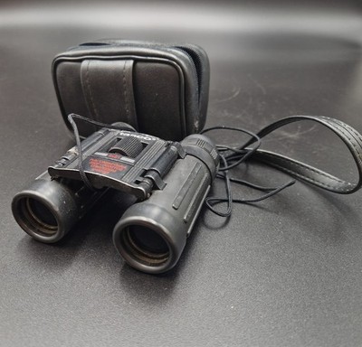 Tasco 8x21 Fernglas Fully Coated Optik 392FT/1000YDS 131M/1000M Schwarz Mit Etui
