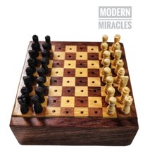 Mini jeu d'échecs vintage en bois fait main