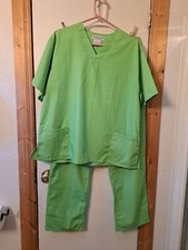 Women's Medical Uniform Scrubs Set Top Pants Nursing. Never Warn W170