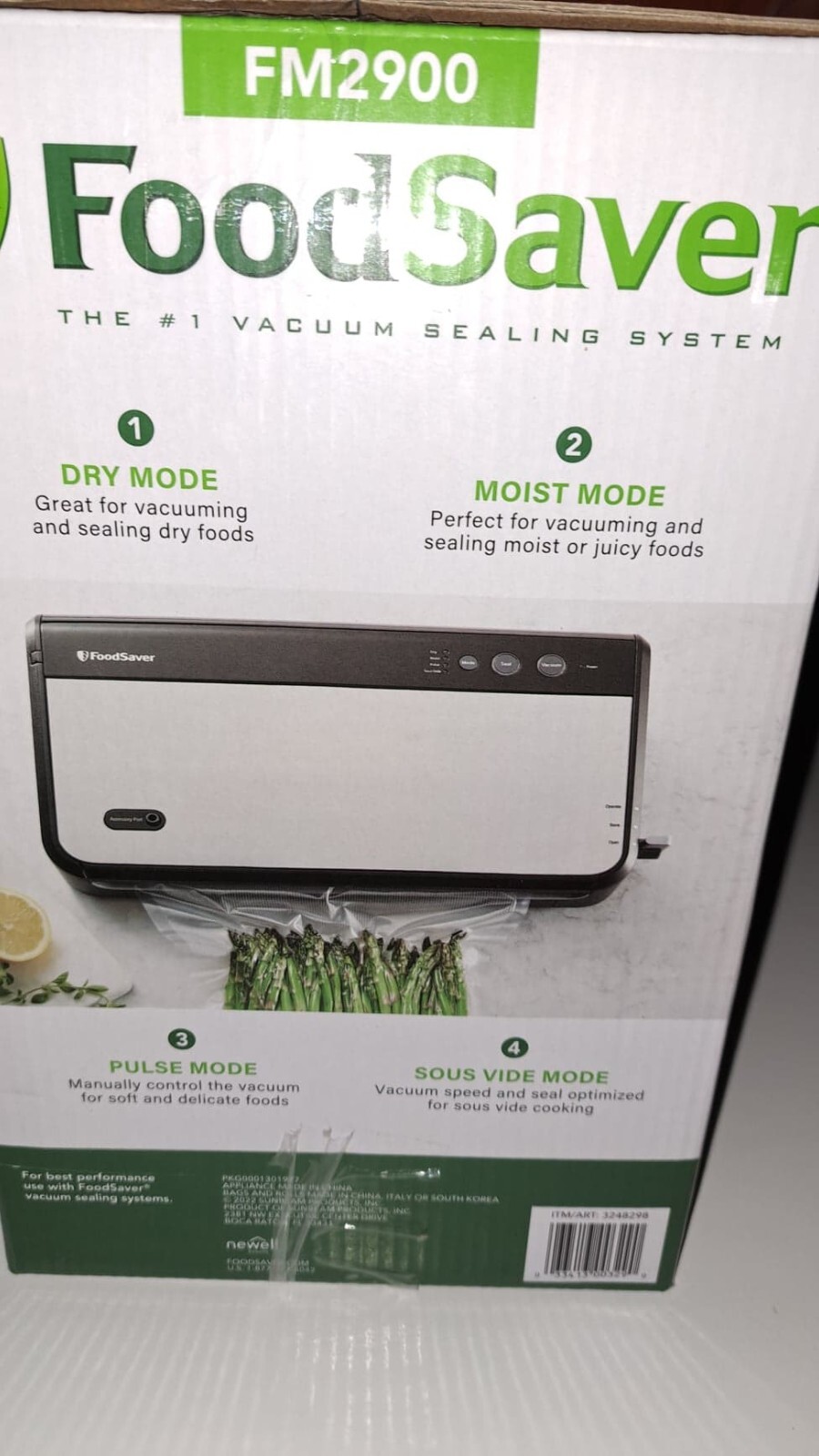 FoodSaver Vacuum Sealing System with Handheld Sealer Attachment FM2900