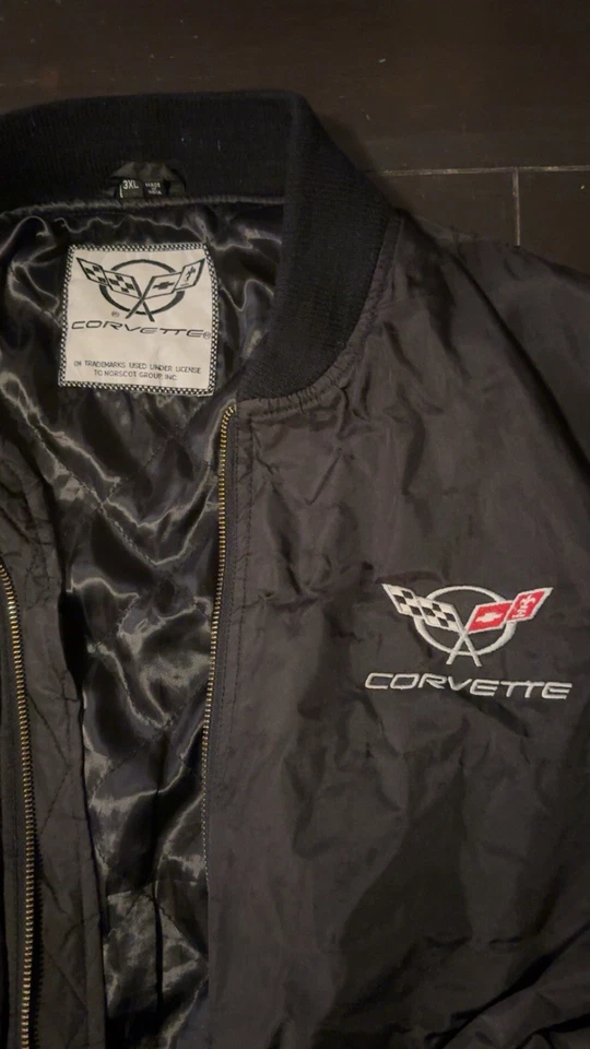 Chaqueta de bombardero de aviador negra Corvette con logotipo bordado talla XXXL (se ajusta como 1X) Foto 3 de 4