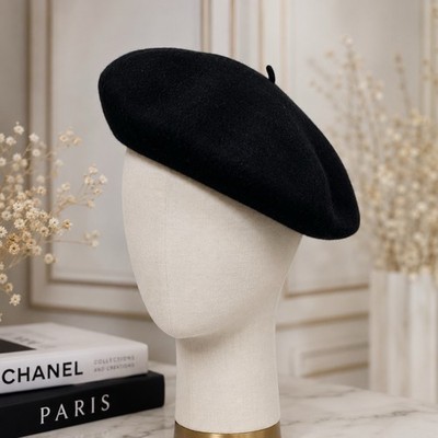 RARE Vintage Betmar Black French Beret   Made in France   100% Wool