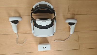 Oculus Meta Quest 2 128GB VR Brille inkl. Komfort Headstrap, OVP & Controller