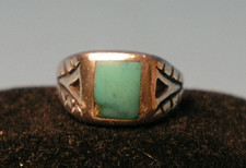 VINTAGE ANTIQUE NAVAJO INDIAN TURQUOISE STERLING RING