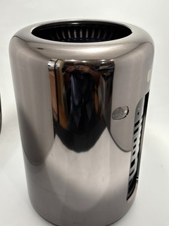 Apple Mac Pro Late 2013 A1481 — No Power | No RAM | No SSD | For Parts or Repair