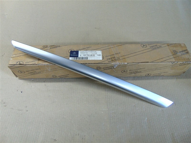 Mercedes-Benz M W164 Rear Right Door Panel A1647300822 2009 for 
