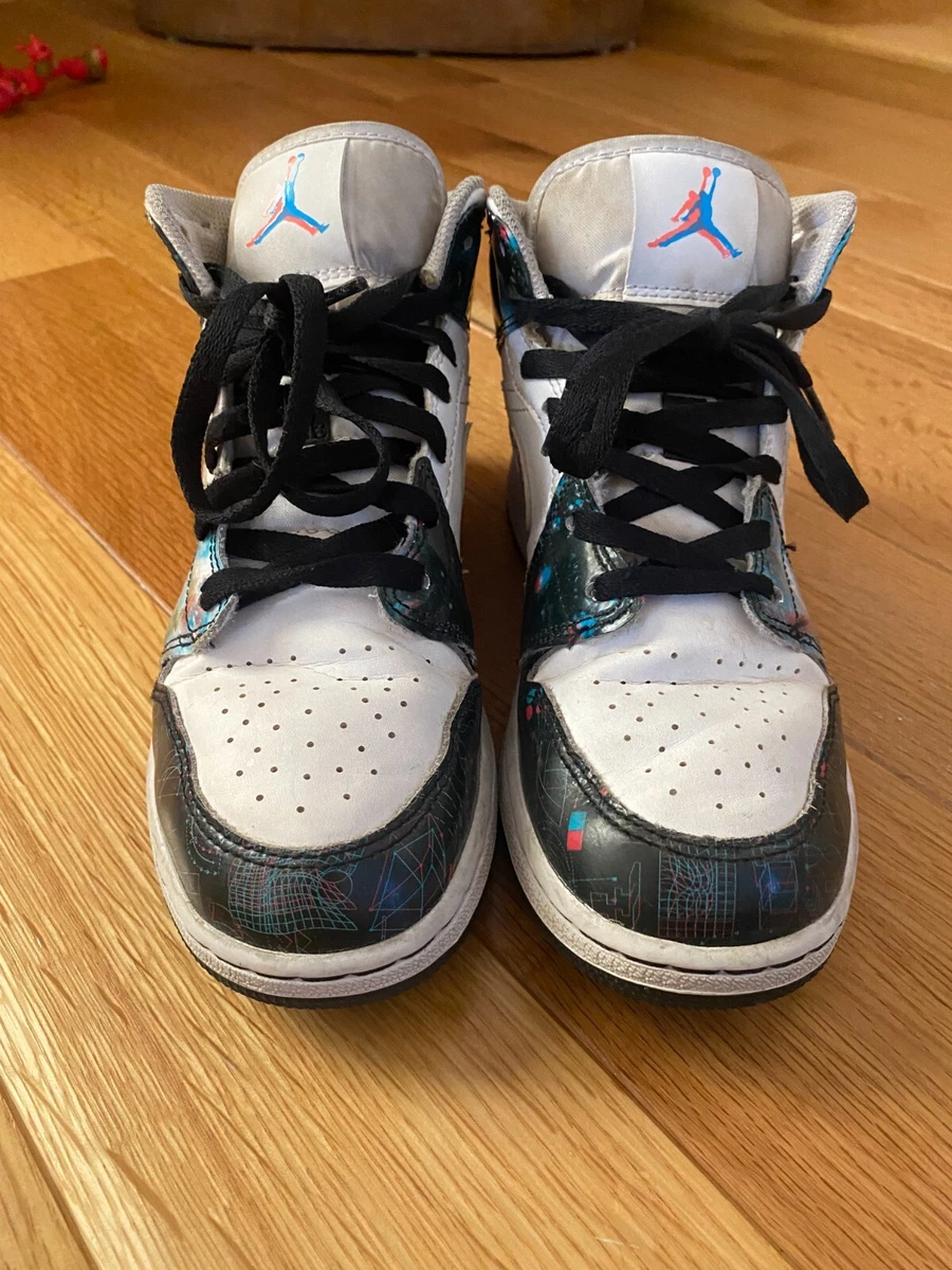 Jordan 1 black white hotsell pink