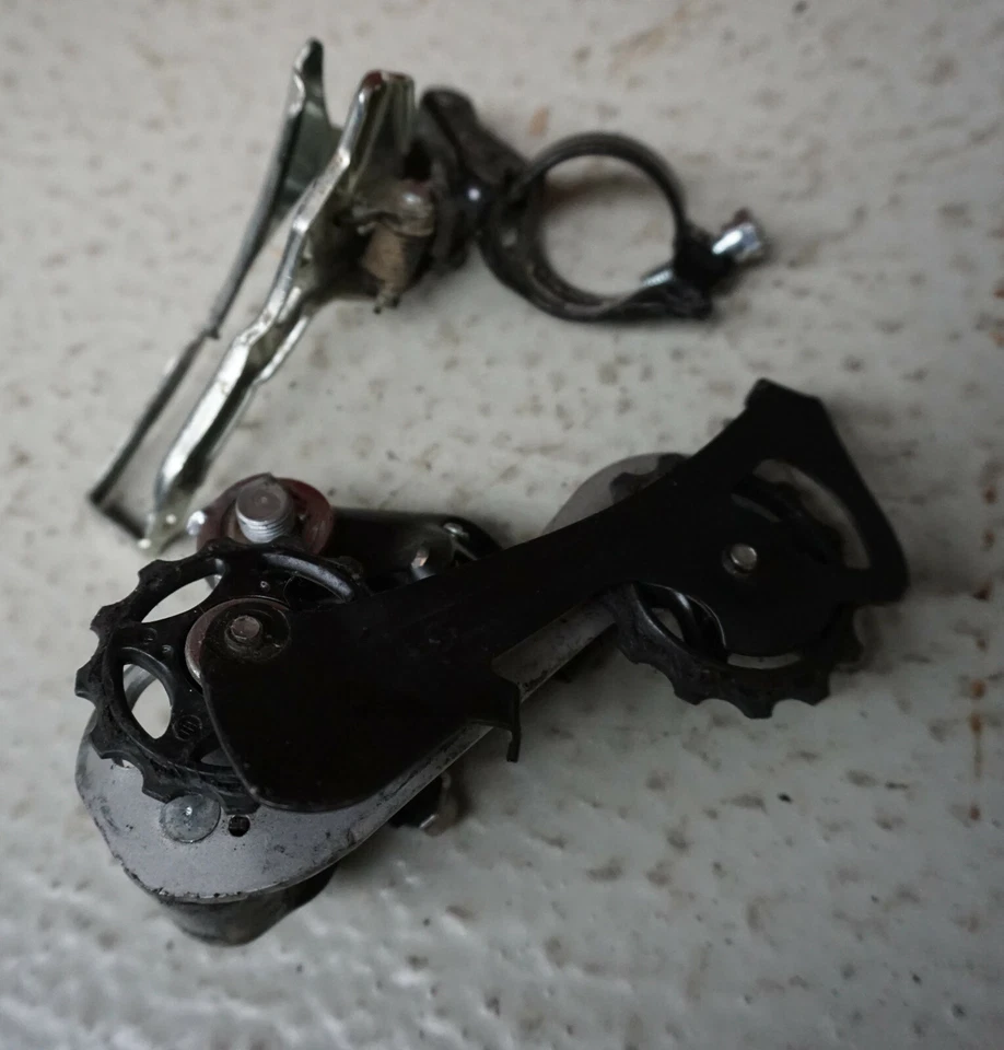 Shimano Alivio Schaltwerk und Tourney Umwerfer Ersatzteile/Defekt (A021-1206) - Bild 2 von 2