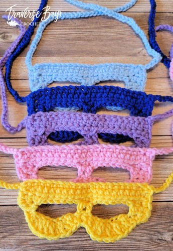 Crochet superhero mask PATTERN ONLY toddler child adult - Picture 2 of 4