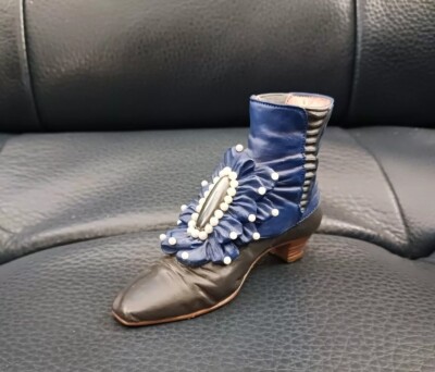 Just The Right Shoe Raine Willitts Design Victorian Ankle Boot #25089 1999