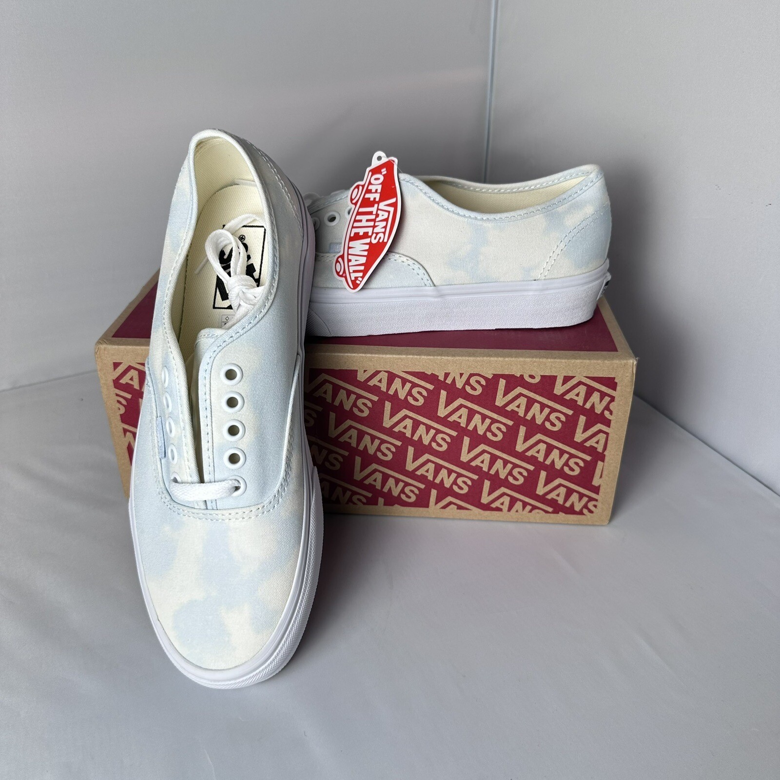 Vans Authentic Bleach Wash Ballad Blue Men’s 8 Women’s 9.5 Shoes