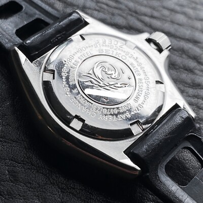 VINTAGE SEIKO DIVER 2A22-0170 (NEW 2625-0010) QUARTZ JAPAN VINTAGE SEIKO DIVER 2A22-0170 (NEW 2625-0010) QUARTZ JAPAN