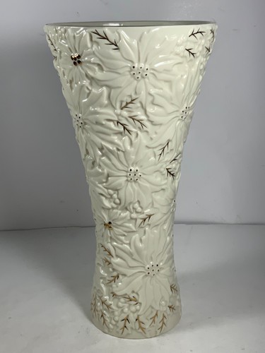 Lenox Christmas Poinsettia & Pearl Large Porcelain Vase 10 in. - Picture 4 of 10