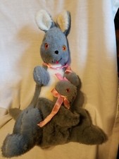 Vintage Atlanta Novelty precious mom Kangaroo with baby in pouch plush