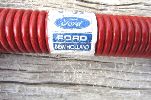 New Holland Tension Spring 27952 OEM Part (Replaced by 51200501 86572215) NOS - Picture 3 of 12