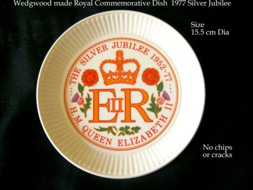 Wedgwood made 1977 H.M Queen Elizabeth II Silver Jubilee Comm. Dish / plate