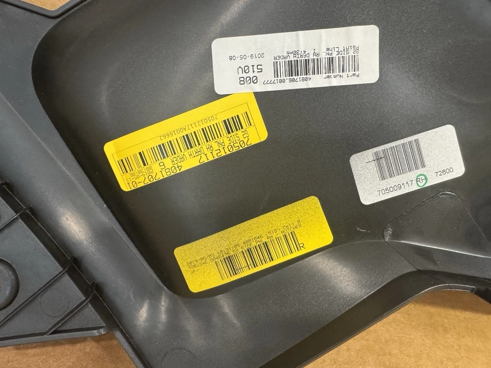 For Can-Am Outlander 650/850 Lateral Panel Right (Black) 705012117 Foto 3 de 3