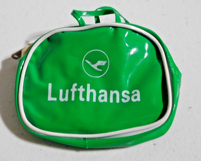 VINTAGE LUFTHANSA GREEN MINI COIN PURSE 3 1/2'' X 2 1/2''