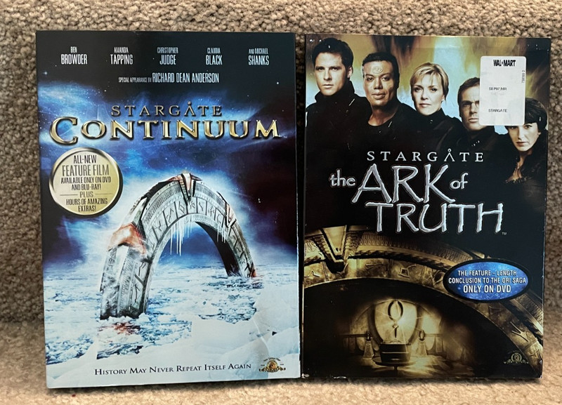 NEW & SEALED 2 DVDs STARGATE The Ark of Truth & Continuum