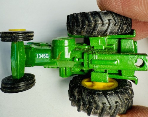 1955-1956 John Deere 80 Historic Tractor In 1/64 Scale Die-Cast Diorama Model - Picture 6 of 6