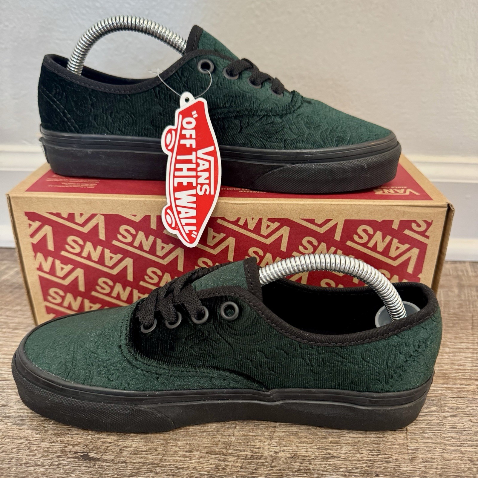 Vans Authentic Jungle Green Velvet Black Women's Sz 5 Mens Sz 3.5 VN0A5KRD8E8 thumbnail 2
