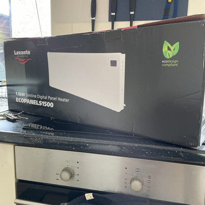 Levante 1500W Eco Slimline Digital Panel Elektro Heizkörper Heizung 24 Stunden Timer
