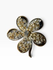 J020 Rhinestone Five-Petal Flower Brooch / Pre-Owned
