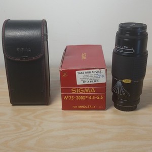 Sigma AF Zoom 75-300mm f/4.5-5.6 Auto Focus Lens - Minolta AF