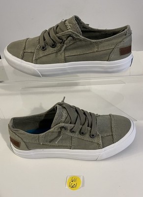 Blow Fish Lt. Olive Green Slip On Sneakers Women s Sz 7 M