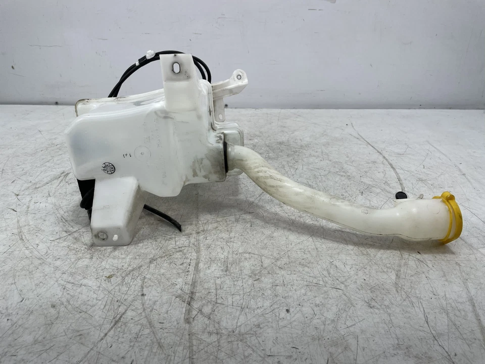 ✅ 20-25 OEM Subaru Outback XT LTD Windshield Washer Fluid Tank Reservoir 5k - Image 3 of 4