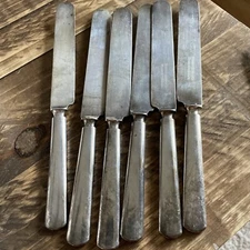 Vtg US WM. ROGERS Mfg. Co. Meriden, Conn. Set of 6 Silver Plated Dinner knives