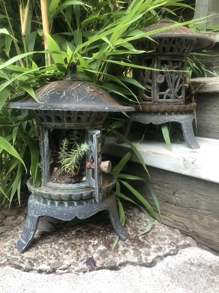 Antique cast sale iron outdoor lights