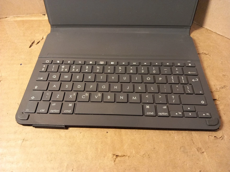 Logitech Y-R0048 Black Wireless Portable Keyboard Case for Apple iPad Air 2 - Image 3 of 4