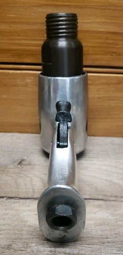 Pre-owned Central Pneumatic 150mm Air Hammer with Chisel Set 850 212 Preowned VG - Picture 9 of 10