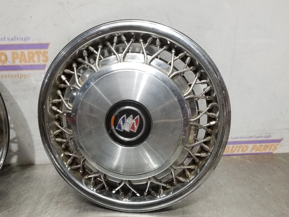 93 1993 Buick Roadmaster 15" juego de cabina de cubo de rueda  Foto 4 de 4