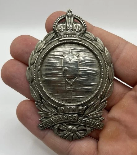 WW1 Mine Clearance Service Military Large Cap Badge