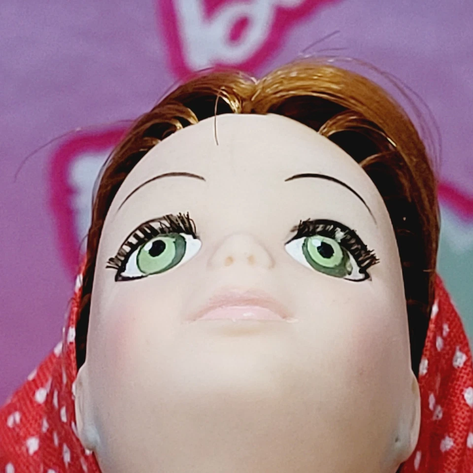 Hasbro World of Love Muñeca Niña Flor con Ropa Lote Pelo Rojo 1971 Foto 4 de 4