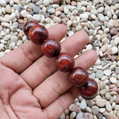 Amazing 13 Beads Akar Laka Bracelet Dalbergia Parviflora 18 MM Kayu Menang #62 - Picture 4 of 4