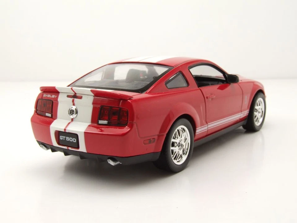 Ford Shelby MUSTANG Gt 500 2007 Rosso Bianco Modellino Auto 1:24 Welly - Immagine 2 di 4