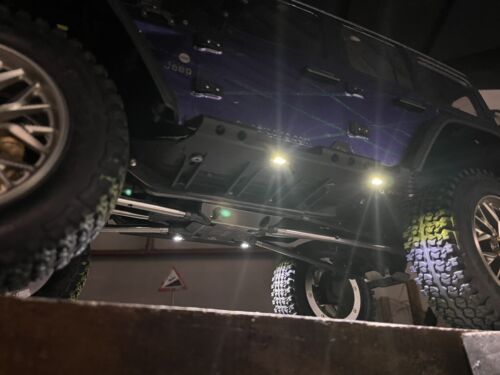 Stainless Step Down Rock-Slider w/ Courtesy Lights for SCX10 III JL Wrangler - Picture 4 of 12