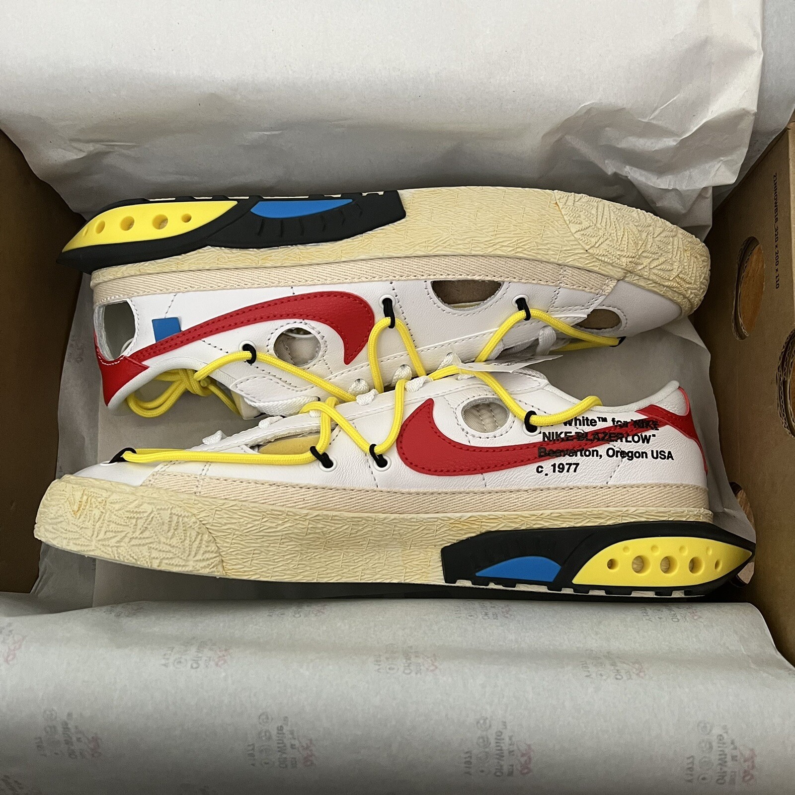 OFF WHITE X NIKE Blazer bianco Nike X Off Low 77 bianco rosso università taglia UK 7 NUOVO