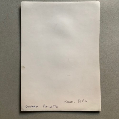 Gérard Philippe dans Monsieur Ripois — tirage argentique — 30 x 22 cm. - Picture 3 of 3