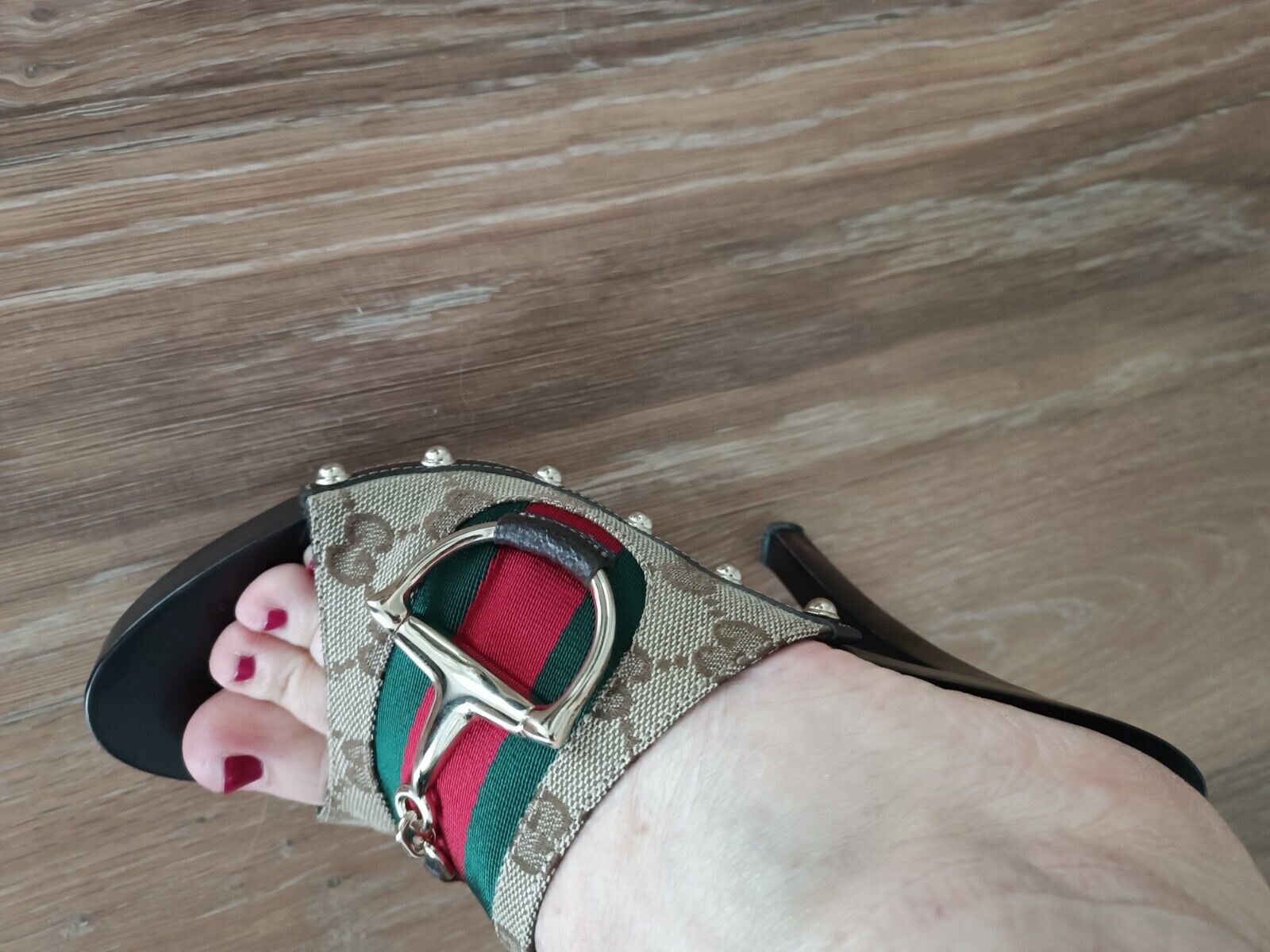 Foto 19 di 21