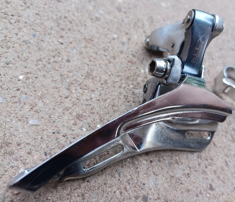 Shimano XTR FD-M901 Front Derailleur 31.8mm clamp - Top Pull mech (ps1)