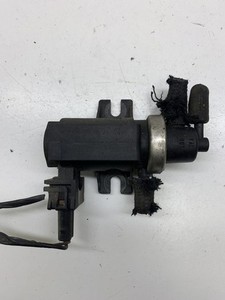 Volkswagen PASSAT B5 1999 Diesel Turbolader Druckwandler Magnetventil DRA24390